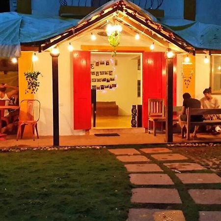 Red Door Hostel أنجونا المظهر الخارجي الصورة