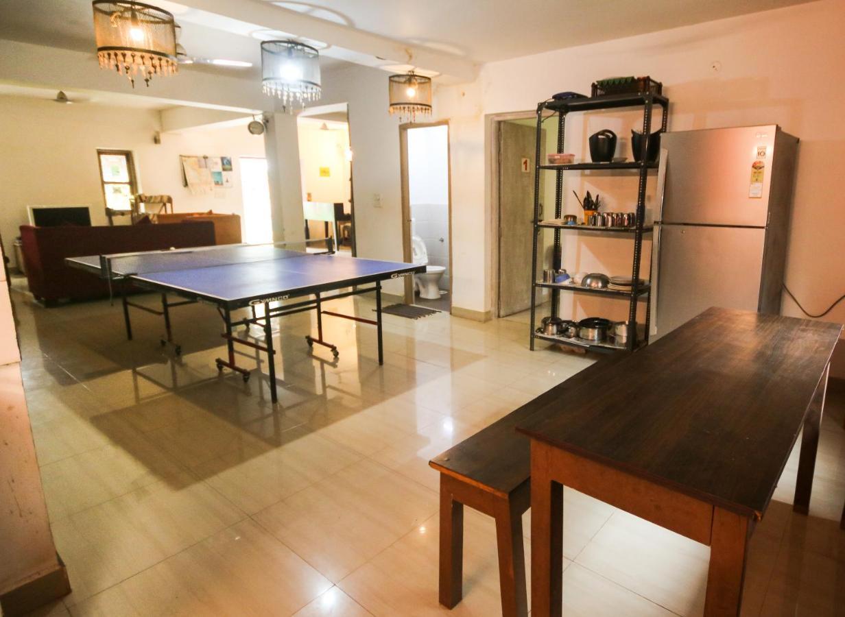 Red Door Hostel أنجونا المظهر الخارجي الصورة
