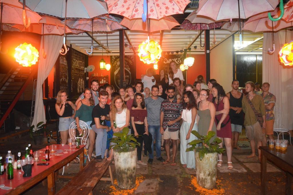 Red Door Hostel أنجونا المظهر الخارجي الصورة