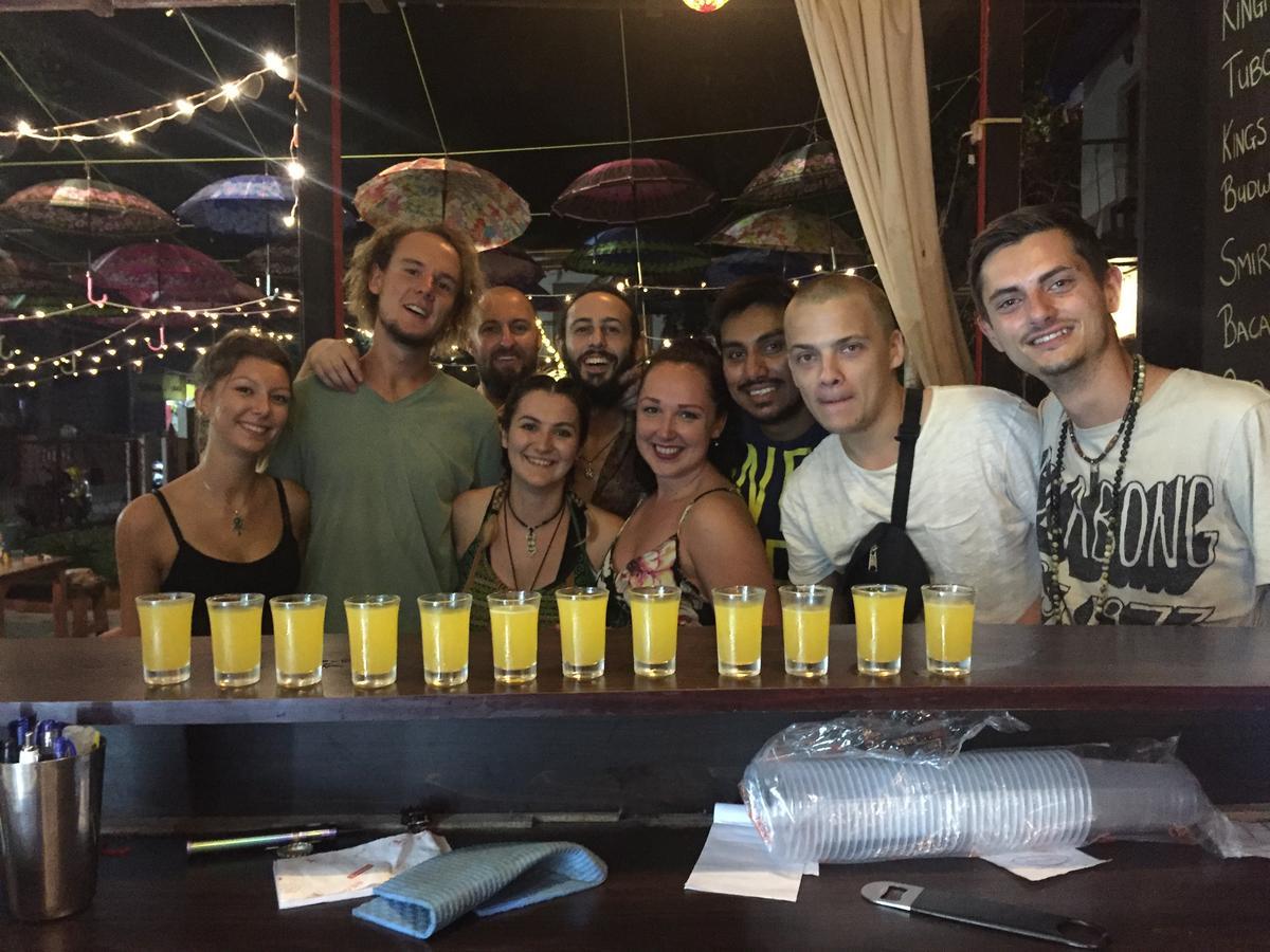 Red Door Hostel أنجونا المظهر الخارجي الصورة